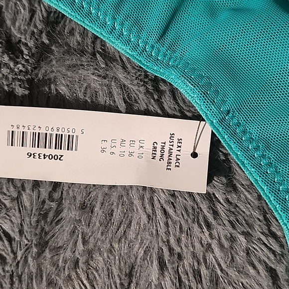 NWT Ann Summers Sexy lace sustainable padded plunge bra 34G with matching thong - Picture 5 of 9